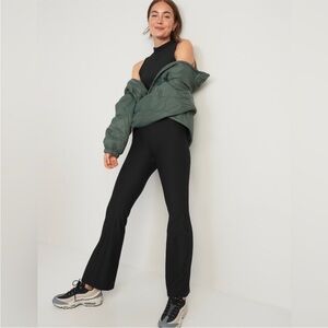 NWT! Black Extra High-Waisted PowerSoft Rib-Knit Flare Pants 🏋️💎